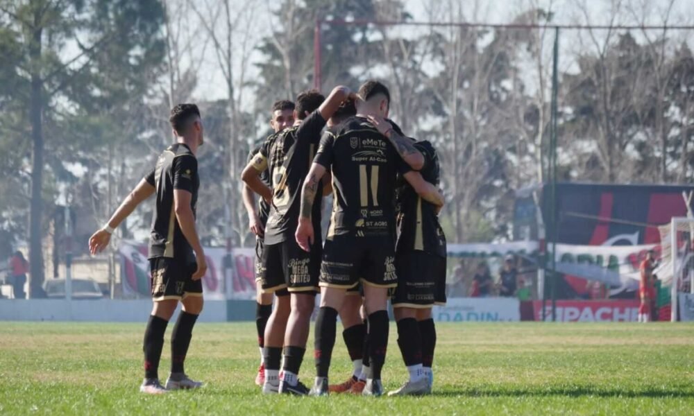Sportivo se plantó y derrotó a Douglas en Las Parejas