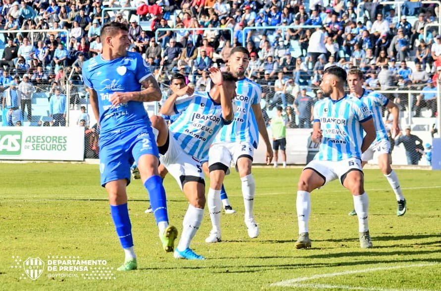 Empate entre Gimnasia y Racing en el Gigante del Norte