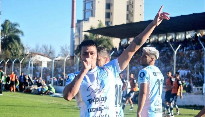 Gimnasia fue contundente y le ganó el clásico a Central Norte