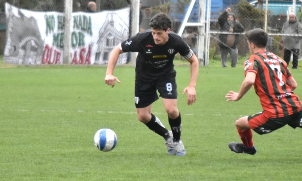 Círculo empató con Liniers en el debut de Straccia como DT