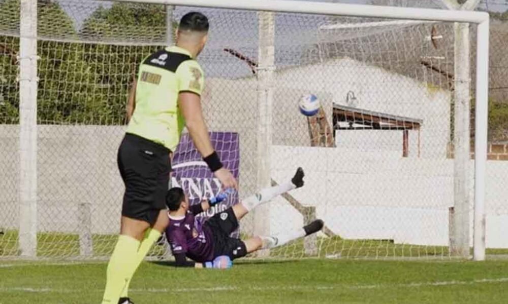Triunfo clave en Otamendi: Círculo derrotó a Ferro y se alejó de la zona de descenso en un partido cargado de polémicas