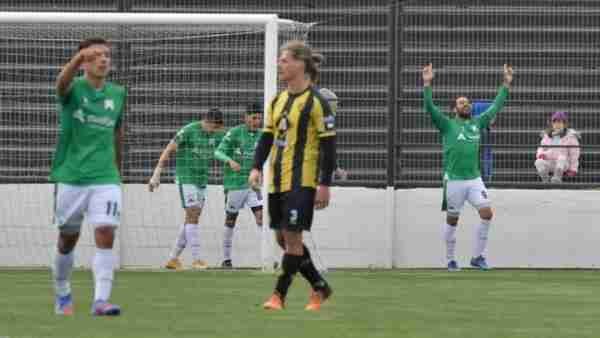 Dura caída en casa: Deportivo Madryn perdió con Ferro y complicó su clasificación