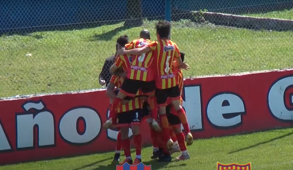 Defensores perdió en Pronunciamiento por 2-1 contra Boca Unidos de Corrientes