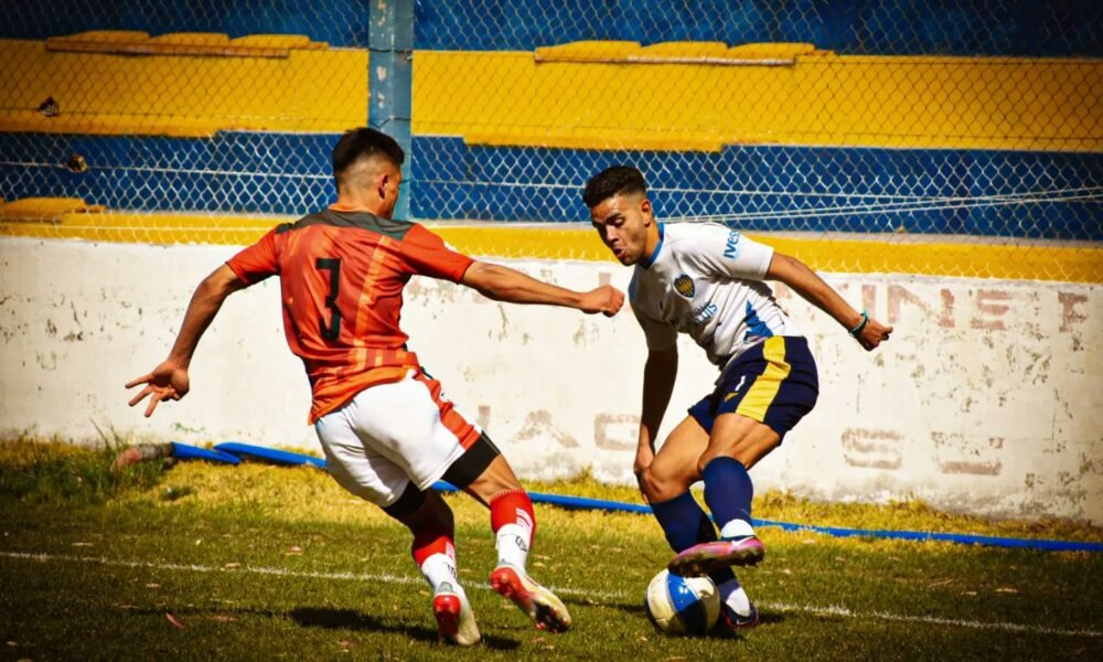Juventud Unida venció 2-1 a Huracán Las Heras en San Luis