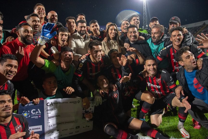 Batacazo en La Rioja: Patronato eliminó a River de la Copa Argentina y enfrentará a Boca o Quilmes en Semifinales