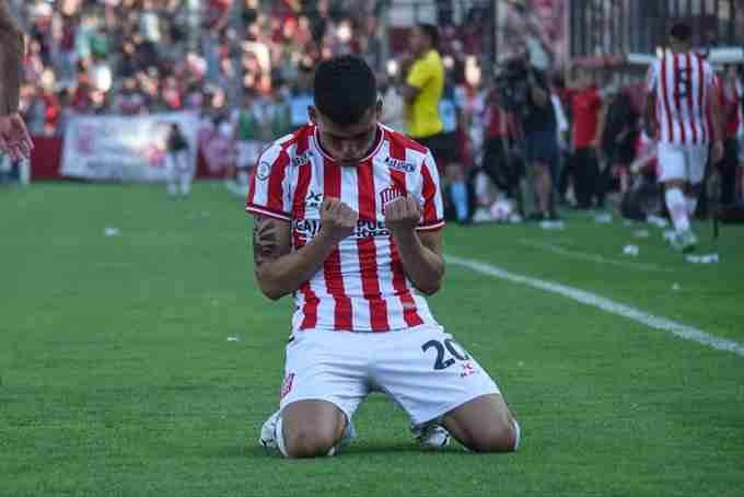 Triunfo clave para el Santo tucumano