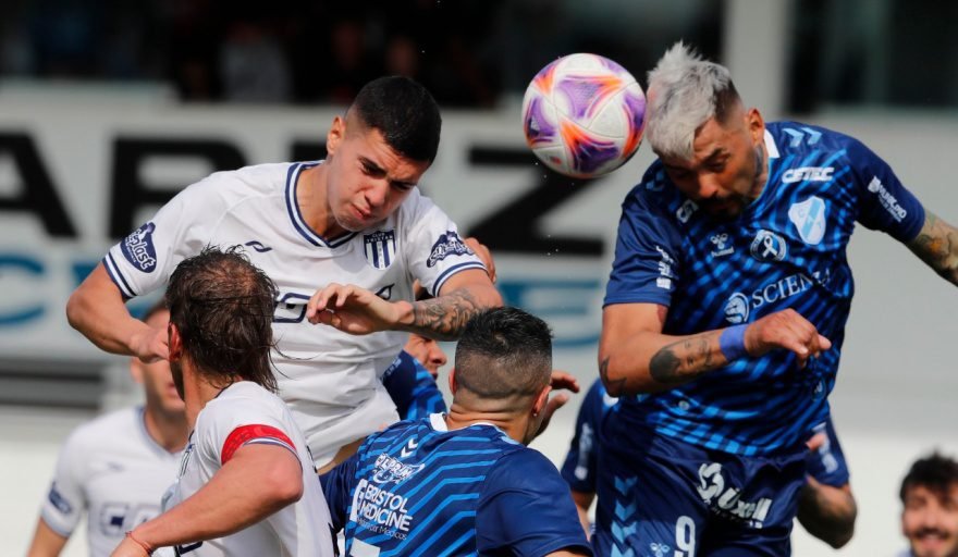 Tristán Suárez cerró la temporada con victoria