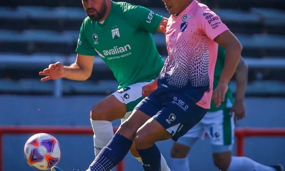 Alvarado se despidió de su hinchada con un empate en la última jugada