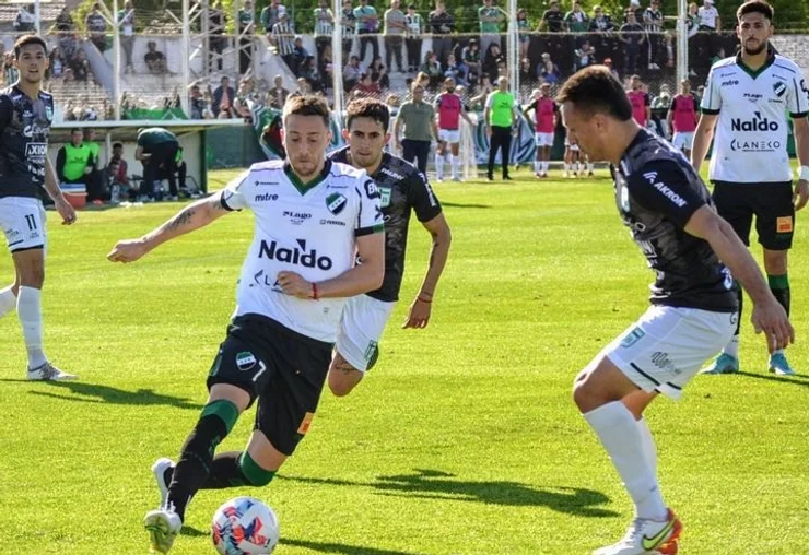 Villa Mitre goleó, pasó de ronda y enfrentará a San Martín de Formosa