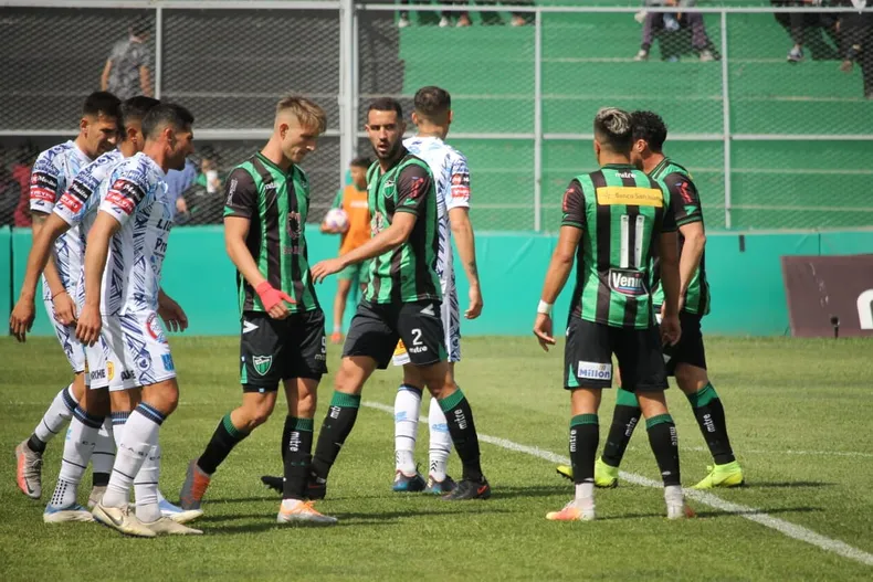Primera Nacional: San Martín de San Juan ganó, pero no alcanzó