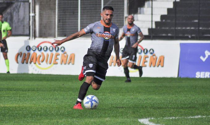 «Picante» para el «Negro»: Cristian Ibarra vuelve a For Ever para el 2023