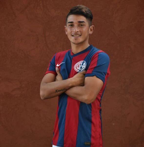 Liniers incorporó un defensor de Primera División