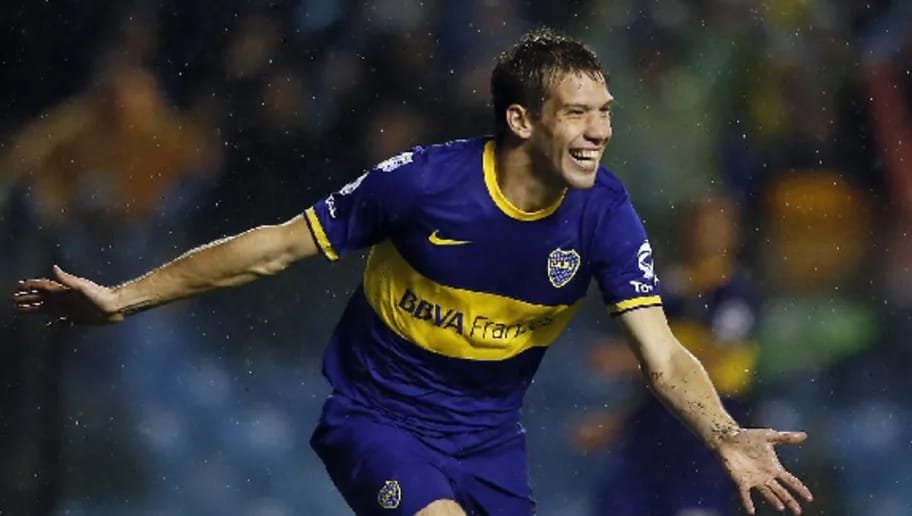 Llegó el 9 de «Teté»: Claudio Riaño jugará en Aldosivi