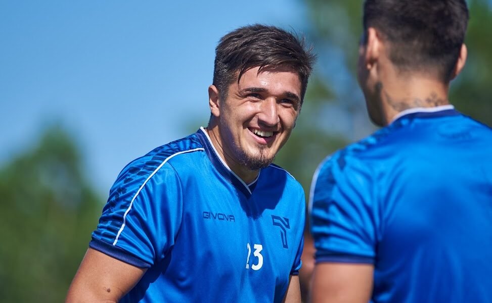 Cipolletti continúa con la preparación e incorporó a un futbolista proveniente del extranjero