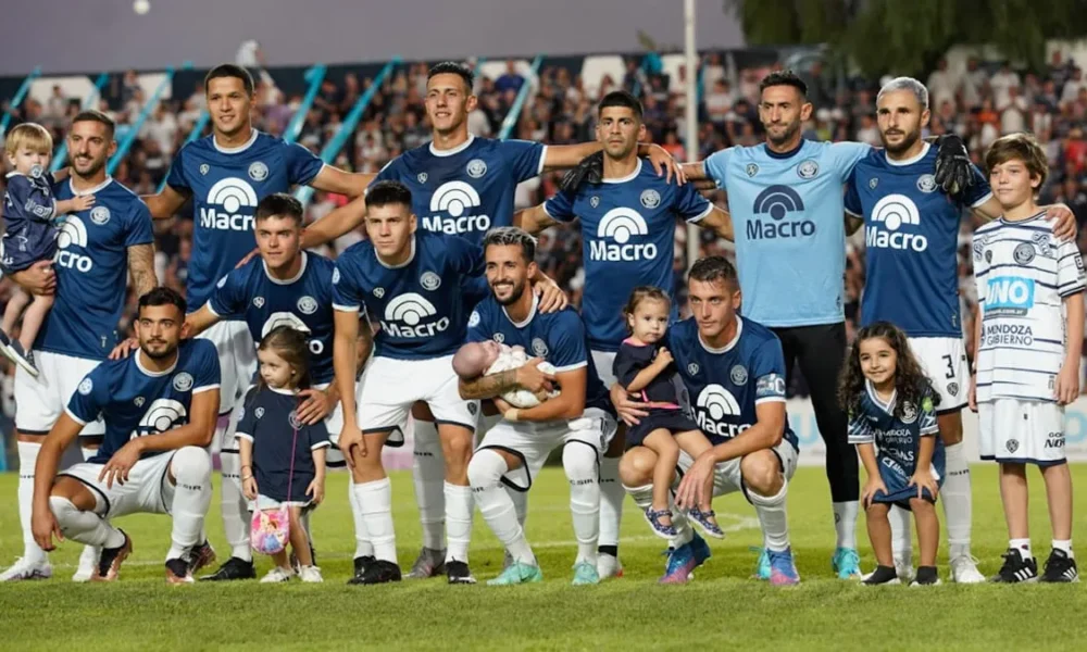 Independiente Rivadavia ganó, gustó y goleó a Mitre (SdE)