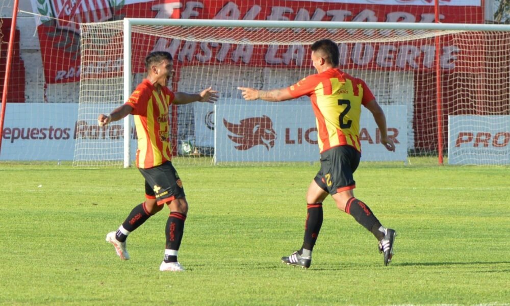 Sarmiento ganó en Rafaela y sigue con puntaje ideal