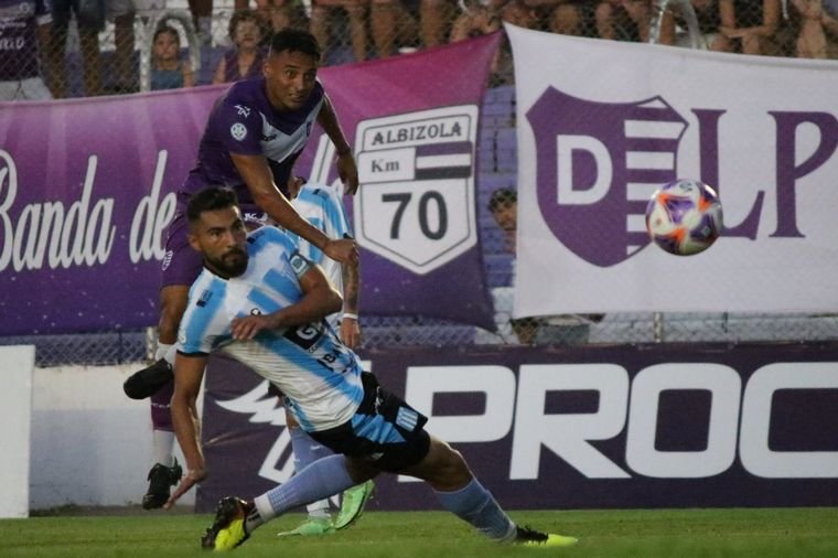 Racing de Córdoba cayó 2-1 con Villa Dálmine y quedó lejos de los punteros