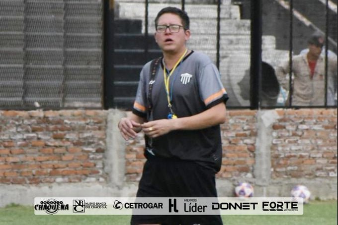 Pablo Martel dejó de ser el técnico de Chaco For Ever