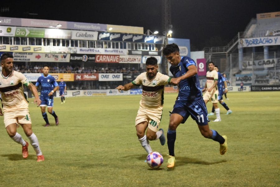 Rafaela tuvo su primera derrota del torneo en el Monumental