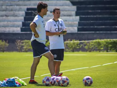 Ever Demaldé dejó de ser el técnico de Independiente Rivadavia
