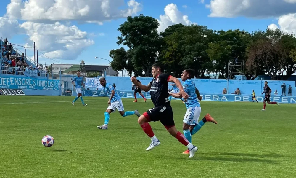 Semana Santa sin DT: San Martín cayó en Zárate y Delfino dejó de ser el entrenador