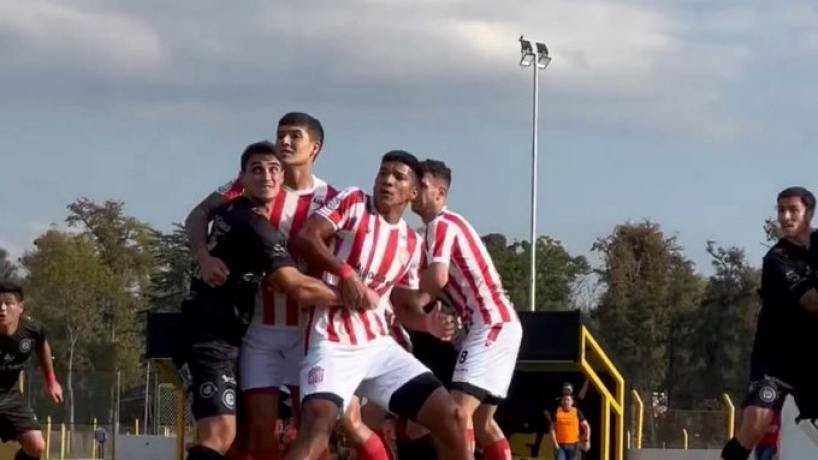 Mal paso del Santo: Flandria le dio vuelta el partido a San Martín que dejó una floja imagen