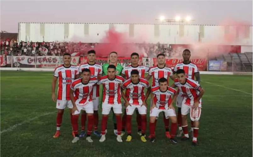 9 de Julio se sacó la mufa y ganó su primer partido en el Federal A