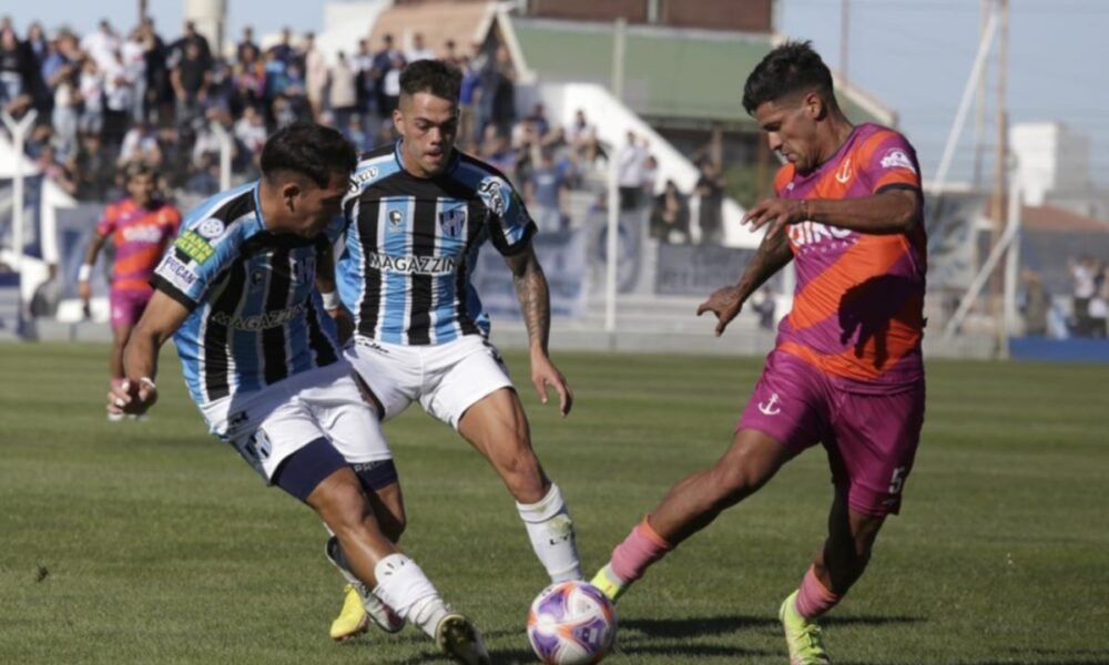 Brown dejó pasar dos puntos y empató con Almagro en Puerto Madryn