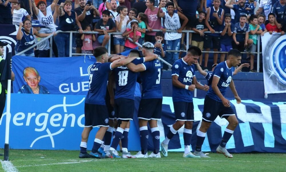 Independiente Rivadavia venció a Ferro y cortó la racha de empates