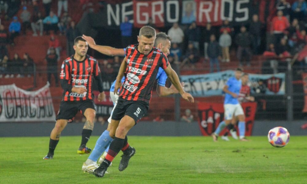 Patronato empató con Estudiantes y continúa lejos de la zona de reducido en la Primera Nacional