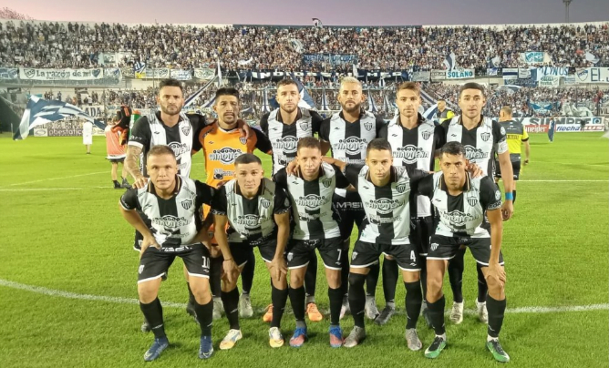 No levanta: For Ever cayó en su visita a Quilmes y sigue en puestos de descenso directo