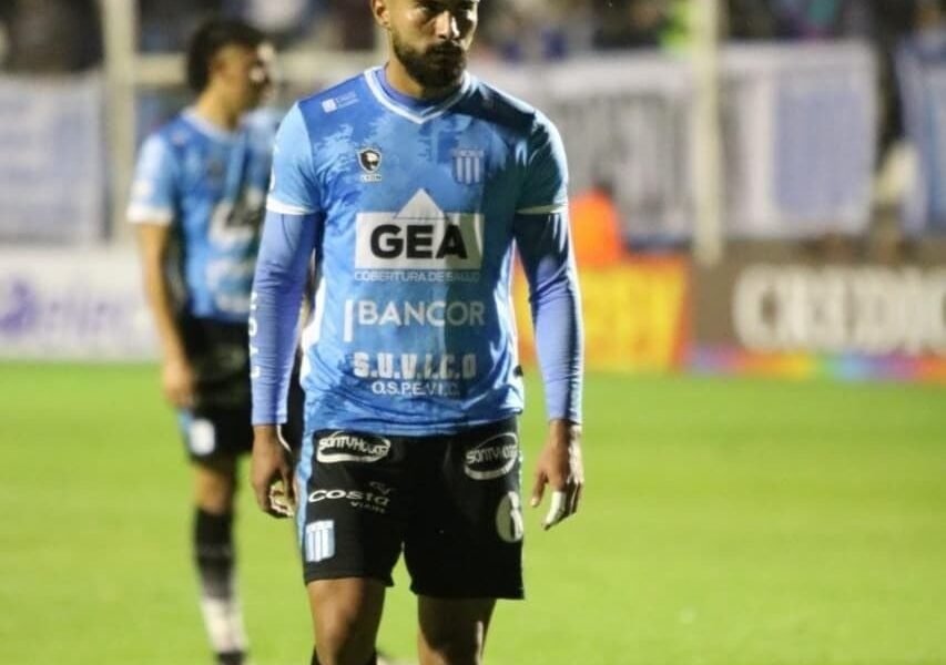 Racing de Córdoba ganaba, pero terminó perdiendo ante Tristán Suárez