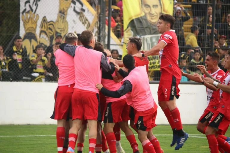 Partidazo y triunfo Cruzado: Maipú festejó en Madryn en la agonía del partido