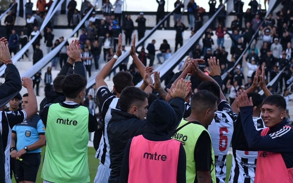 Gimnasia y Esgrima de Mendoza venció a San Martín de Tucumán y se adentró en zona de clasificación al reducido
