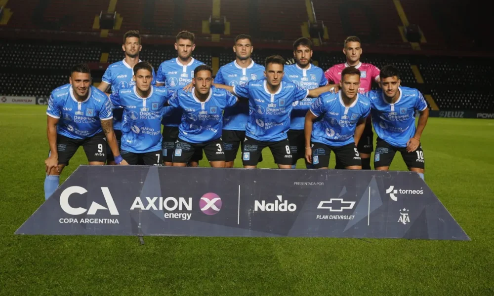 Estudiantes de Rio Cuarto superó a Atlético Tucumán para avanzar de ronda