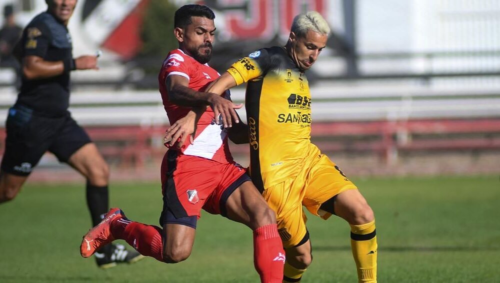 Mitre sufrió una dolorosa derrota ante Deportivo Maipú en Mendoza