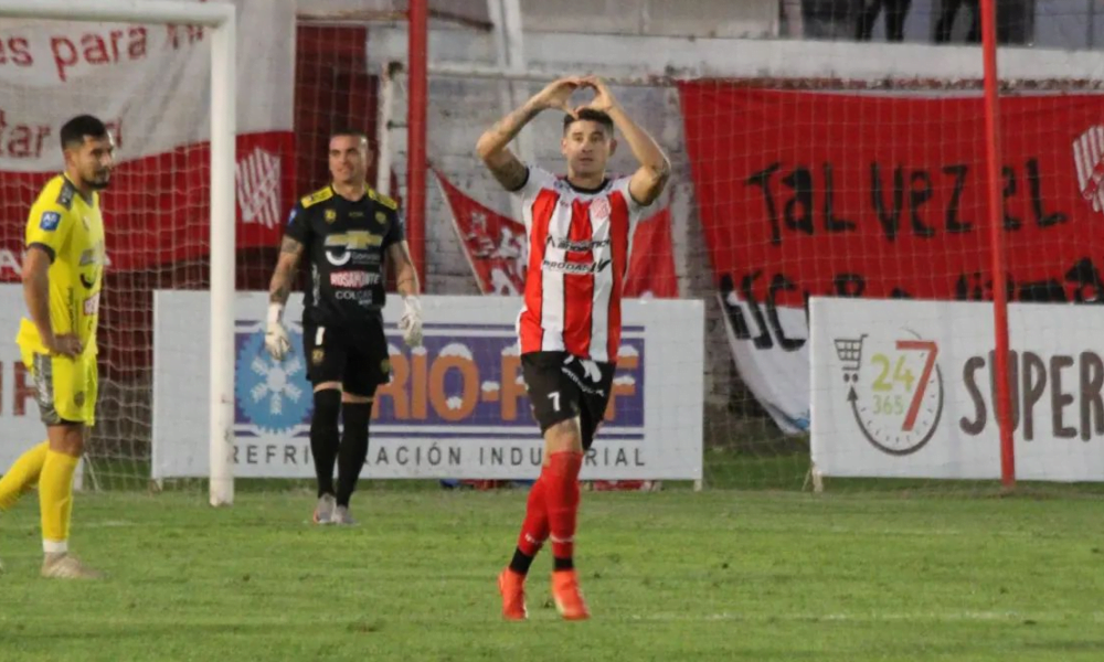9 de Julio derrotó a Crucero del Norte por 2-1 en Rafaela