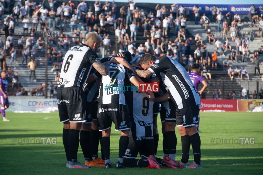 Triunfo clave: For Ever derrotó a Dálmine en un partido de seis puntos por la permanencia