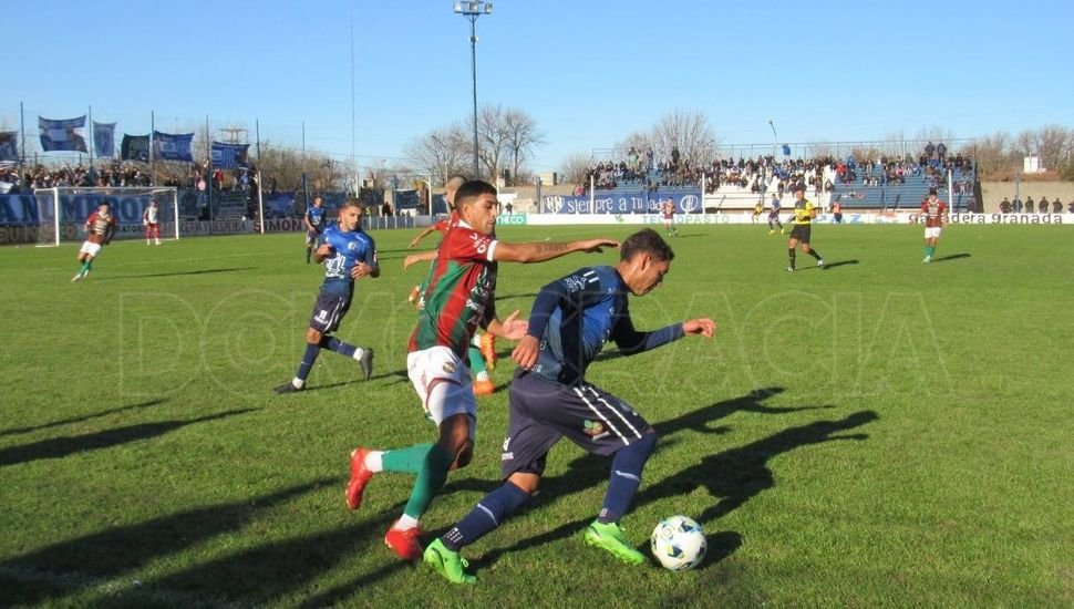 Triunfazo del Lobo en Lincoln: Sportivo Las Parejas venció a El Linqueño y cortó la mala racha