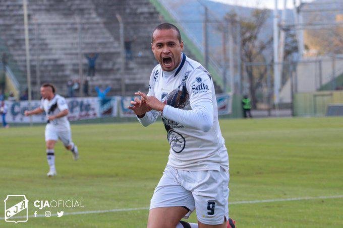 Juventud Antoniana: Julio Cáceres no seguirá en el conjunto de Salta