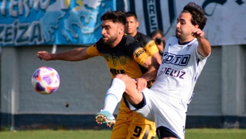 Mitre no levanta: el Aurinegro sufrió una dura derrota ante Tristán Suárez y está afuera del Reducido