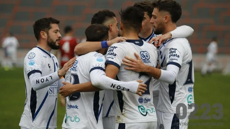 De local y bajo la lluvia, Alvarado cayó ante un efectivo Deportivo Morón