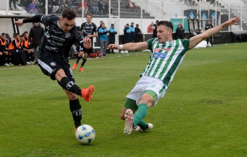 Germinal ganó un duelo clave ante Liniers y se aleja de la zona roja