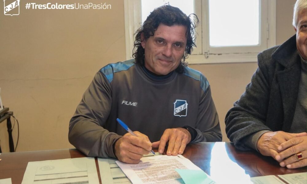 Adrián Gorostidi, el elegido por Juventud Antoniana para reemplazar a Gabriel Nasta