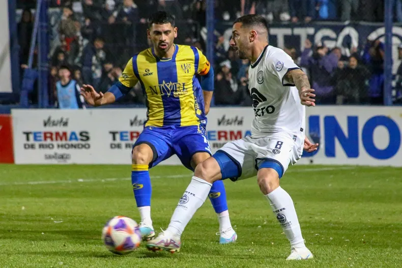Independiente Rivadavia empató con Atlanta y puede perder la punta con Maipú