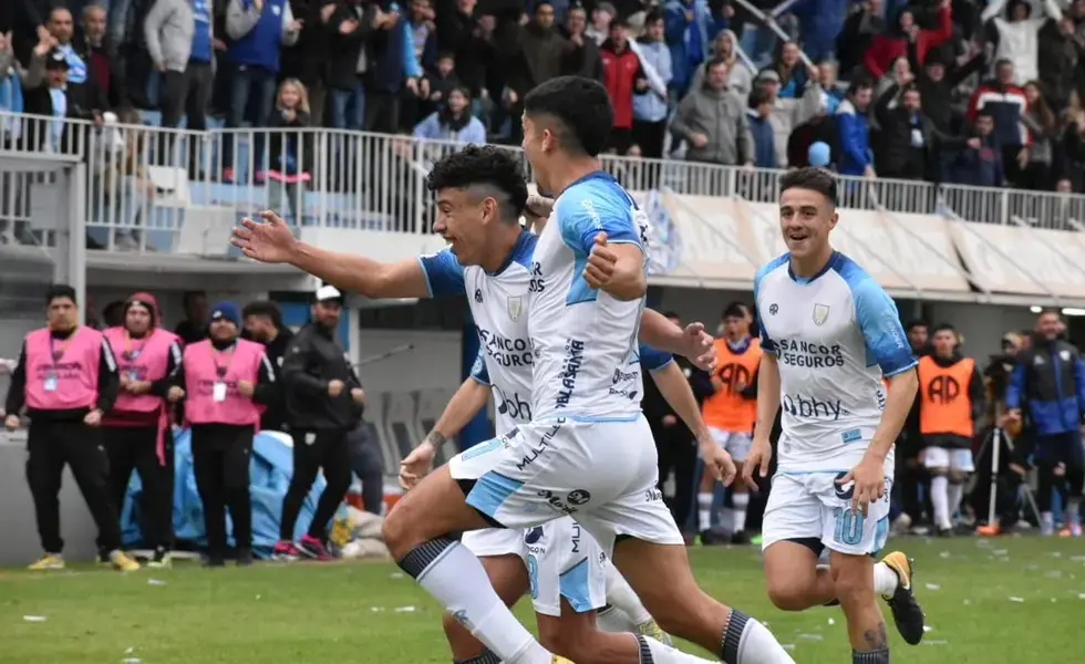 La Crema amargó aún más al Lobo: Atlético de Rafaela sonrió otra vez ante un Gimnasia de Jujuy que no para de perder
