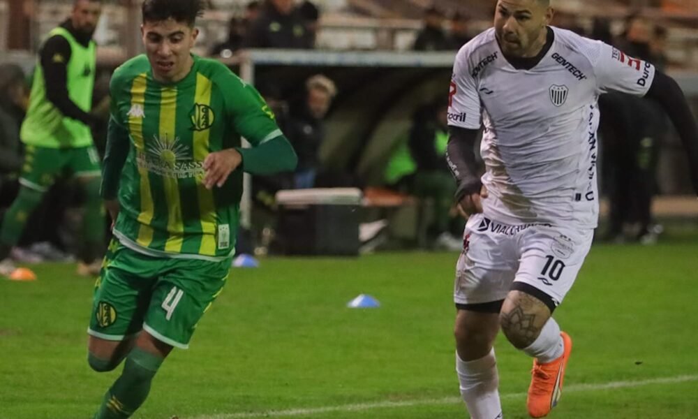 Aldosivi y Estudiantes igualaron 1 a 1 en Mar del Plata