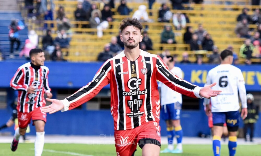 Chacarita se llevó el clásico frente a Atlanta con el tiro del final