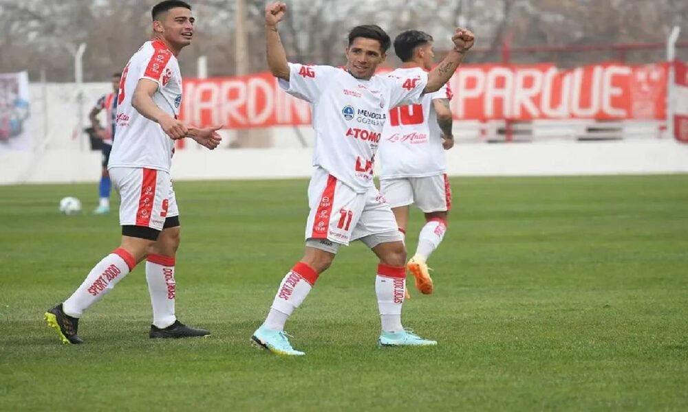 Huracán Las Heras ganó y volvió a zona de Reducido