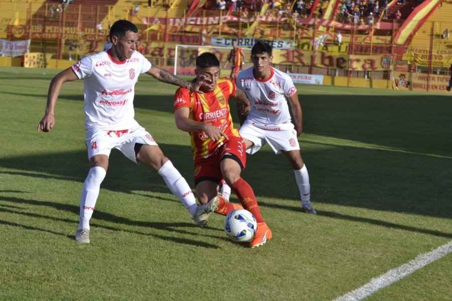 Boca Unidos y el 9 igualaron en Corrientes